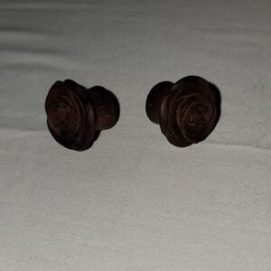 ½ pugs 